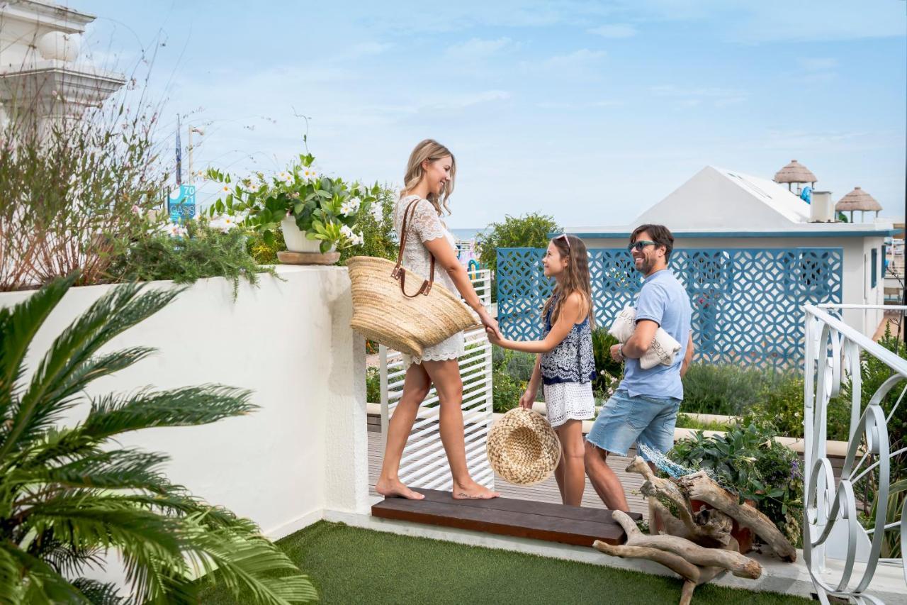 Luxor Beach Boutique Hotel Cattolica Buitenkant foto
