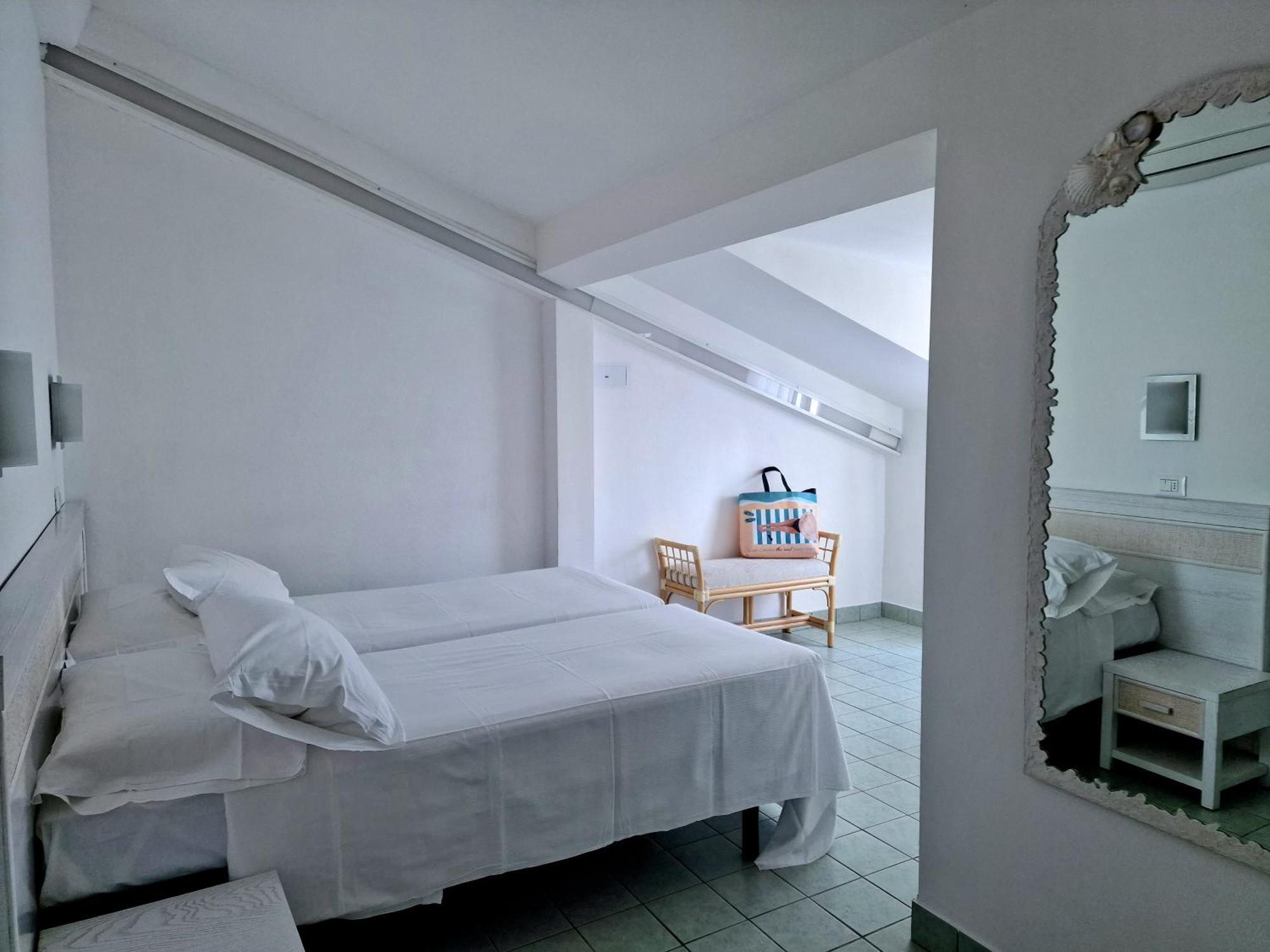 Luxor Beach Boutique Hotel Cattolica Buitenkant foto