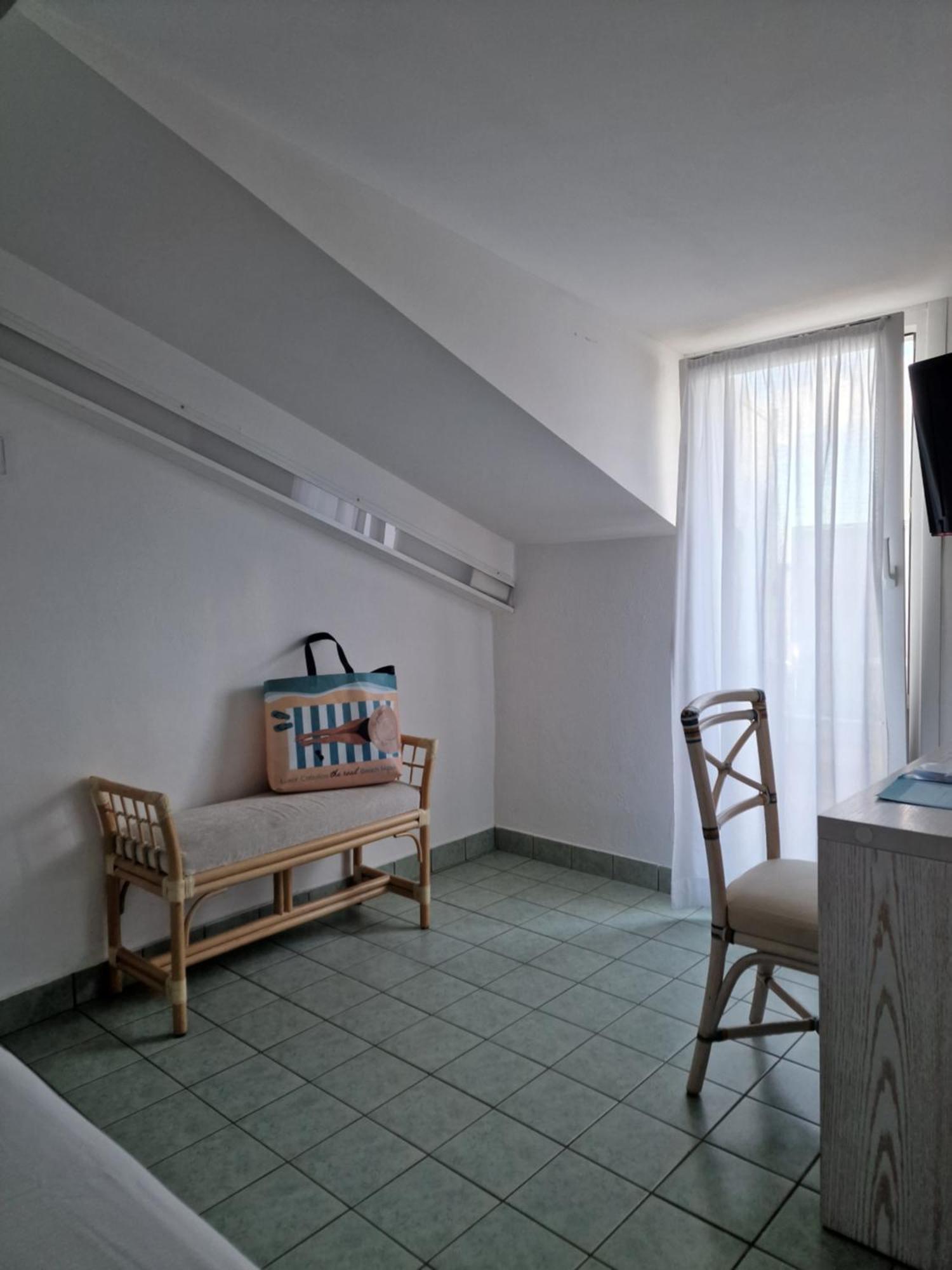 Luxor Beach Boutique Hotel Cattolica Buitenkant foto