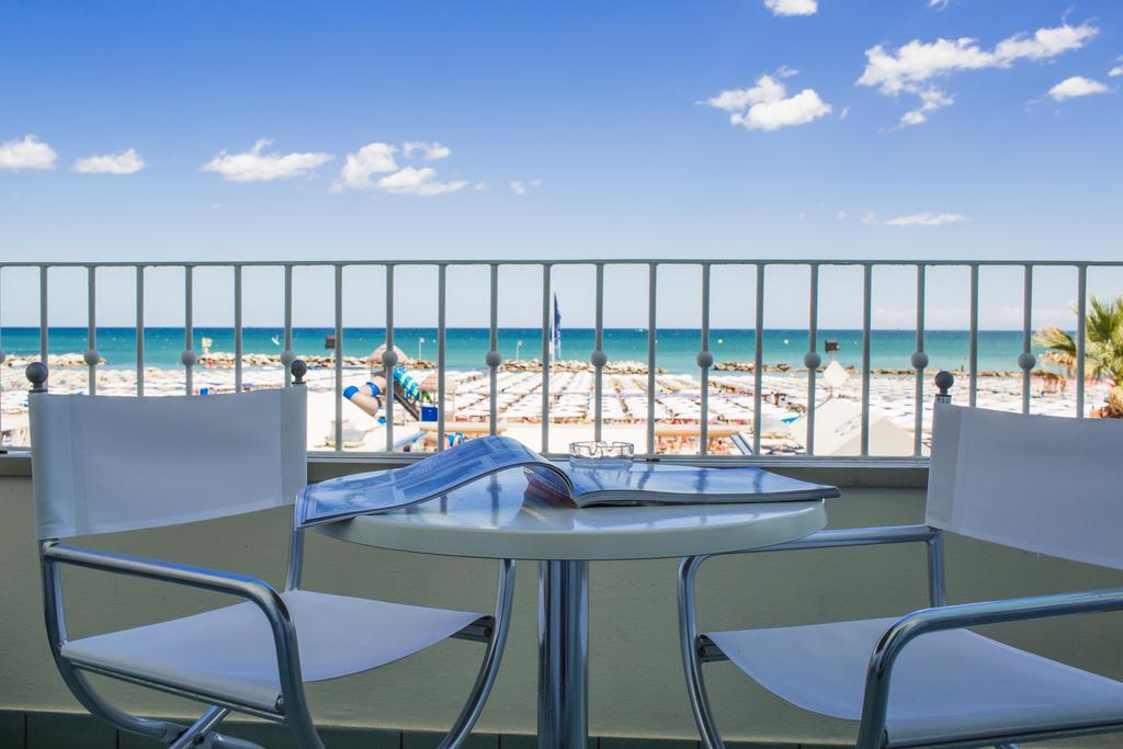 Luxor Beach Boutique Hotel Cattolica Buitenkant foto